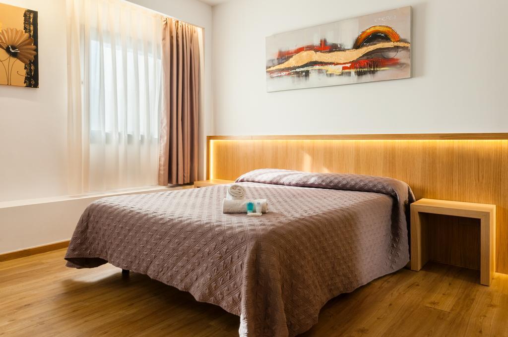 Hotel Ruta De Europa Віторія-Гастейс Екстер'єр фото