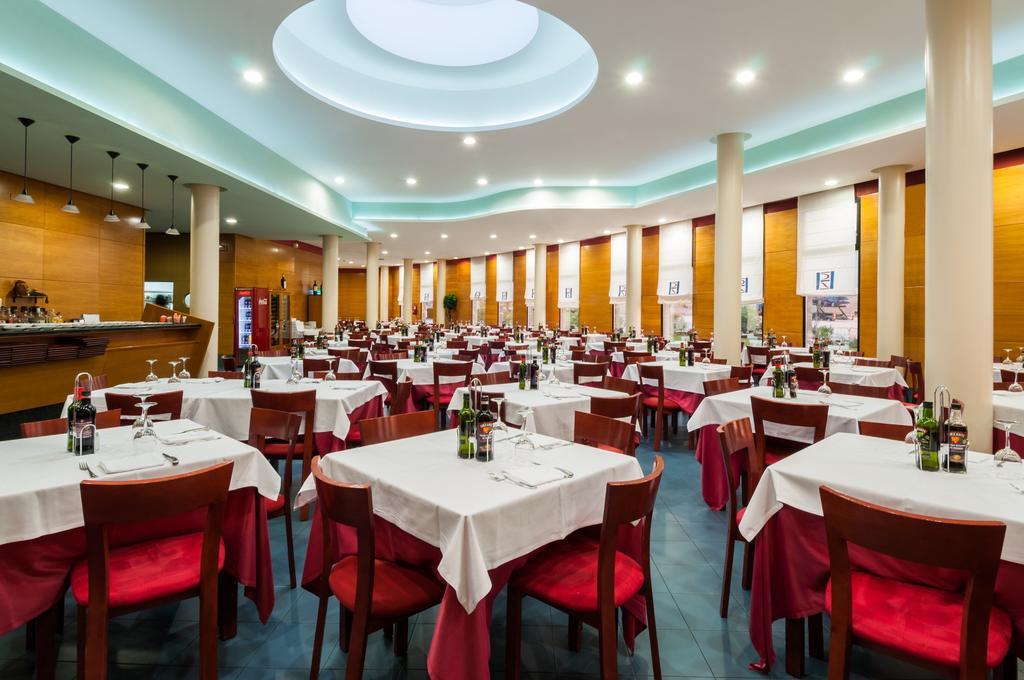 Hotel Ruta De Europa Віторія-Гастейс Екстер'єр фото